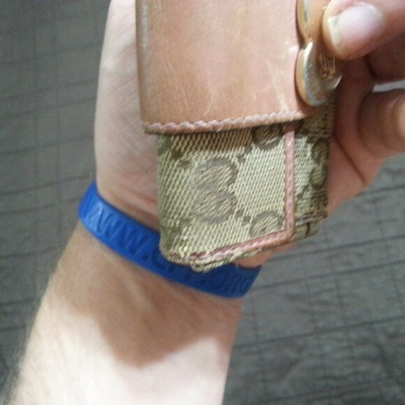 Vintage Gucci Key Holder Gold Heart Monogram Canvas Denim Tan Pink Snap - Picture 12 of 15